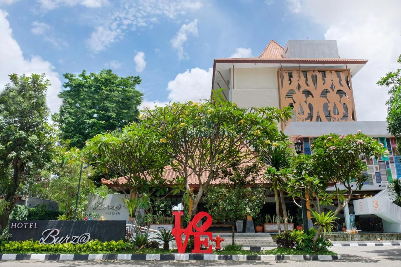 Burza Hotel Yogyakarta Eksteriør billede